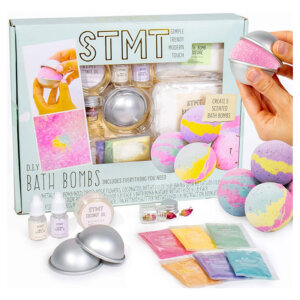STMT Simple Trendy Modern Touch DIY Bath Bombs